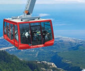 The castle will be crowned with a cable car